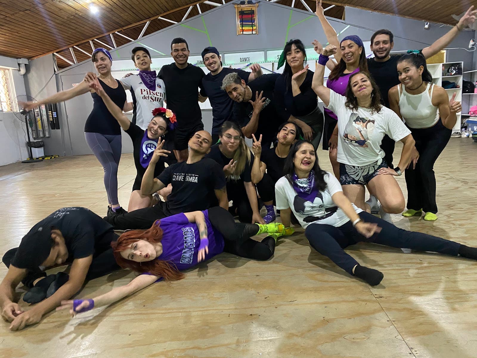 Clave Timba Dance Studio. Santiago
