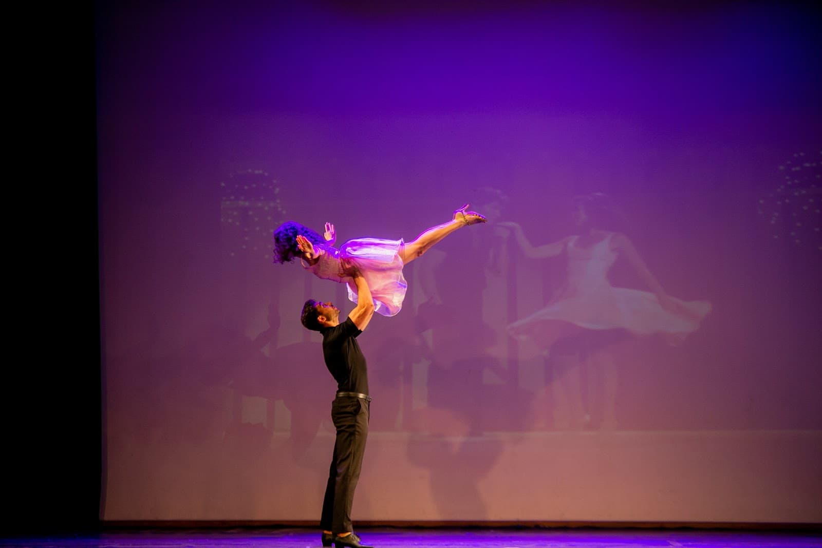 Sarah e Léo - Aula de Dança de Salão. Santo André