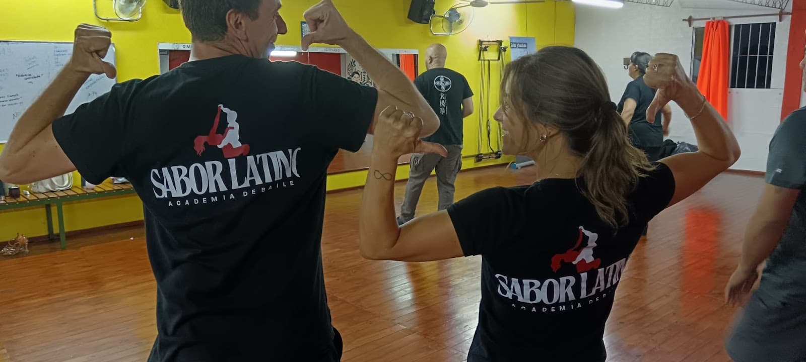 Sabor Latino Academia de baile. Montevideo
