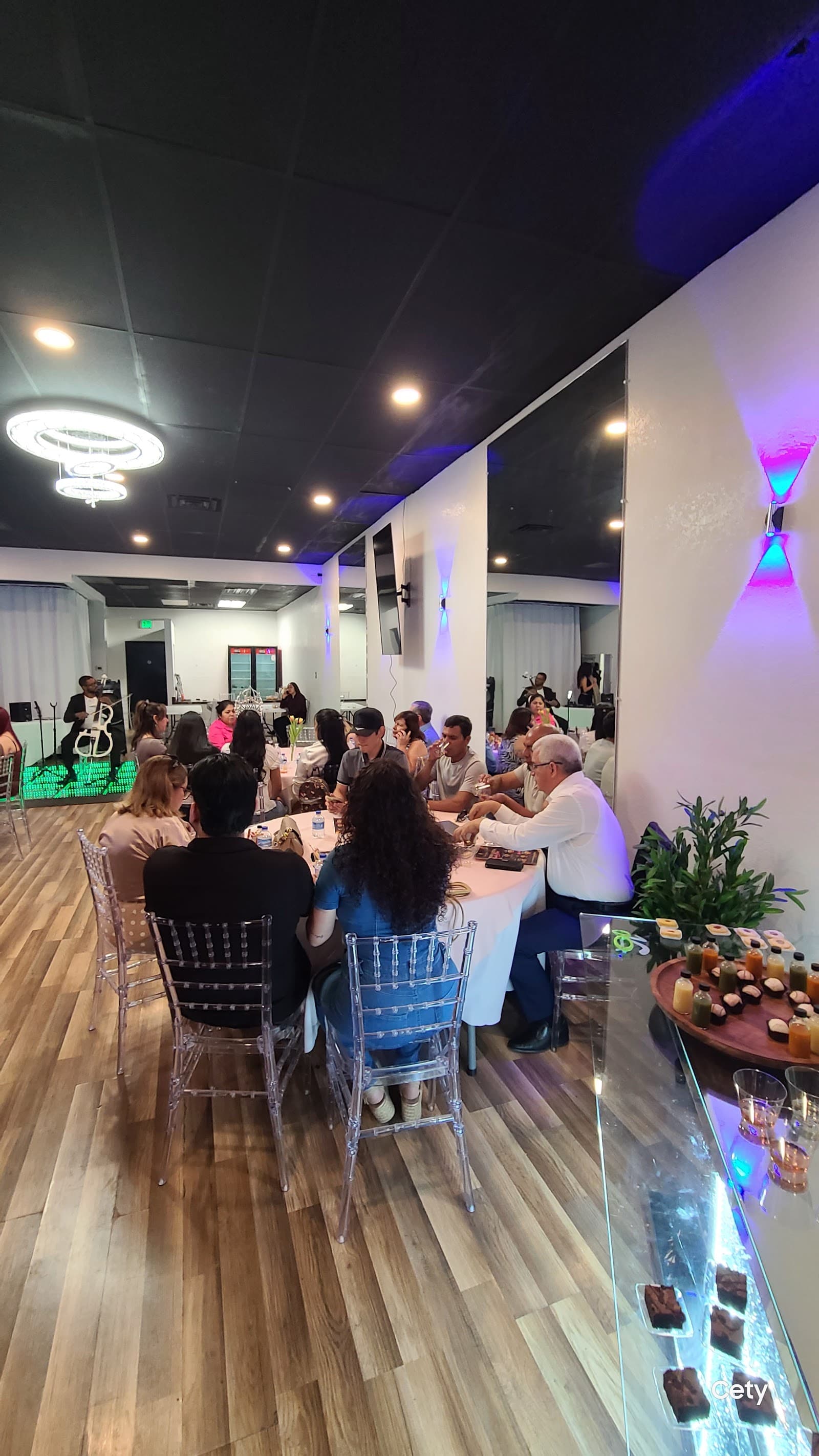 Conexion Latina Dance Studio. Las Vegas