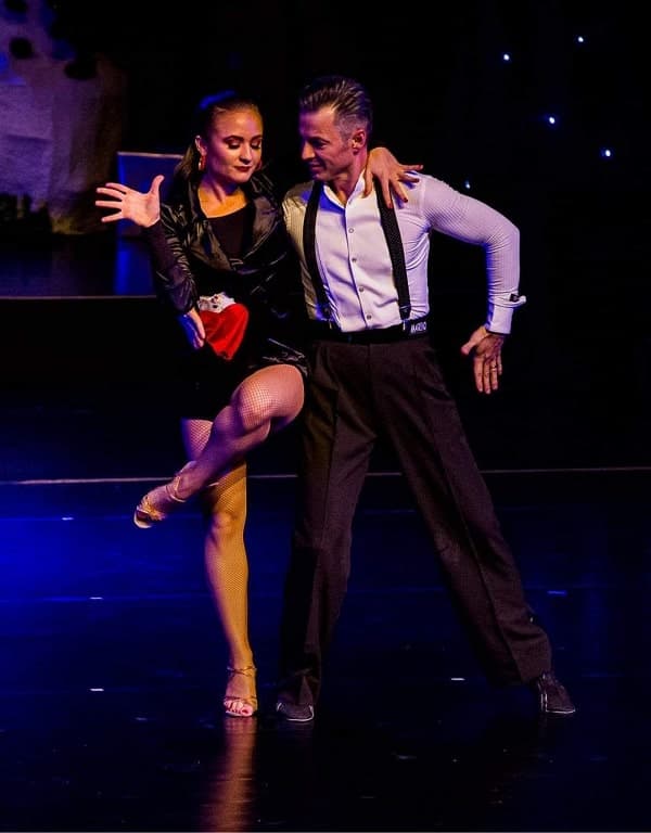 Dance Vision Bucharest- Romania - Cursuri Dans. București