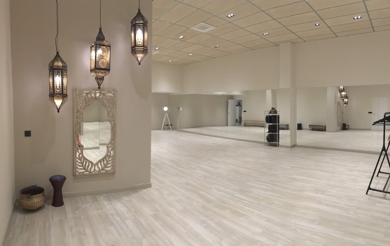 Dance Me Castelldefels | Clases de Salsa, Bachata y Baile Nupcial en Castelldefels y Barcelona. Barcelona